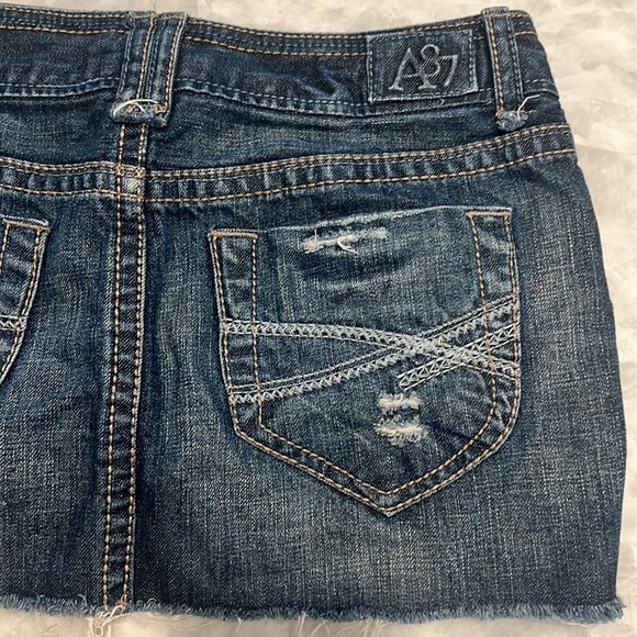 Distressed Jean Skirt - Picture 4 of 4